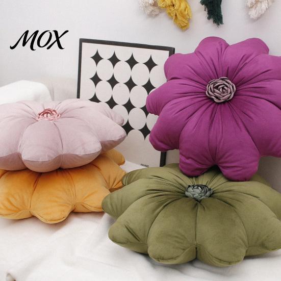 Stuffed Flower Shaped Pillow Round Throw Pillow, 16 Inch Decorative Cushion, Soft for Living Room Shape Sofa Couch Bed Chair Velvet Pillows