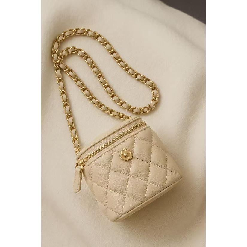 Xiaoxiangfeng New Fashion Versatile Mini Square Bag Crossbody Shoulder Bag Quilted Chain High-end Women's Bag