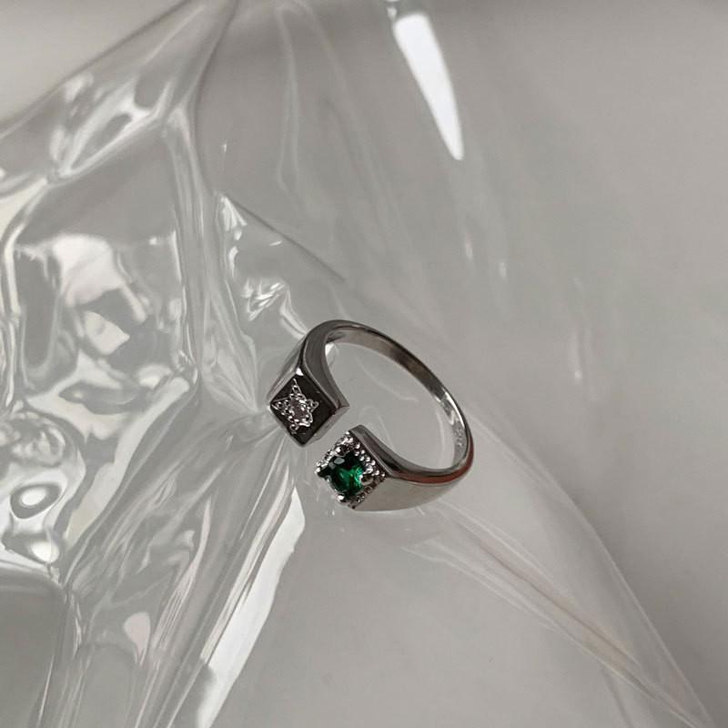 Heart Geometric Exquisite Ring In White Gold Plating Perfect For Gifts And Occasions Special
