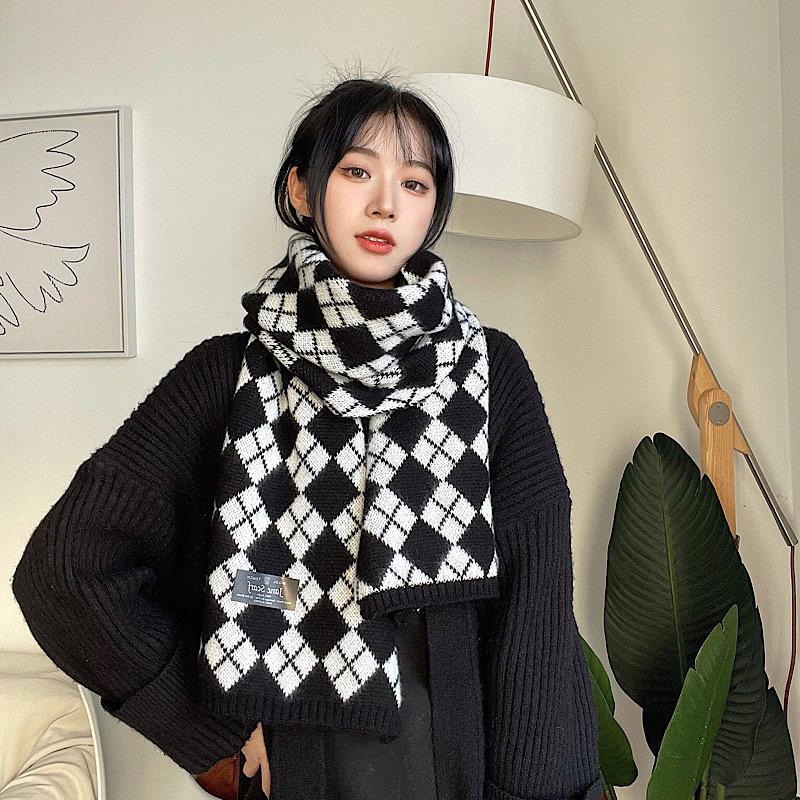 Japanese Rhombus Plaid Knitted Scarf Imitation Cashmere Scarf Square Plaid Thickened Warm Student Fashion Couple Scarf