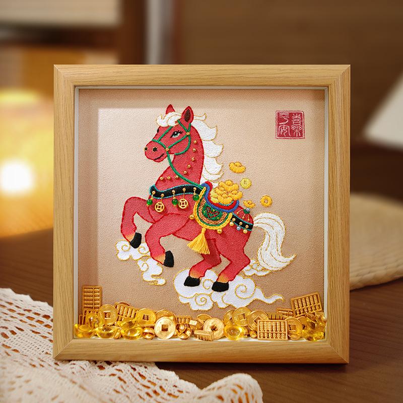Ручная работа DIY Вышивка Фоторамка Картина - Год Лошади Новогодний Декор Дома и Подарки 20x20 cm