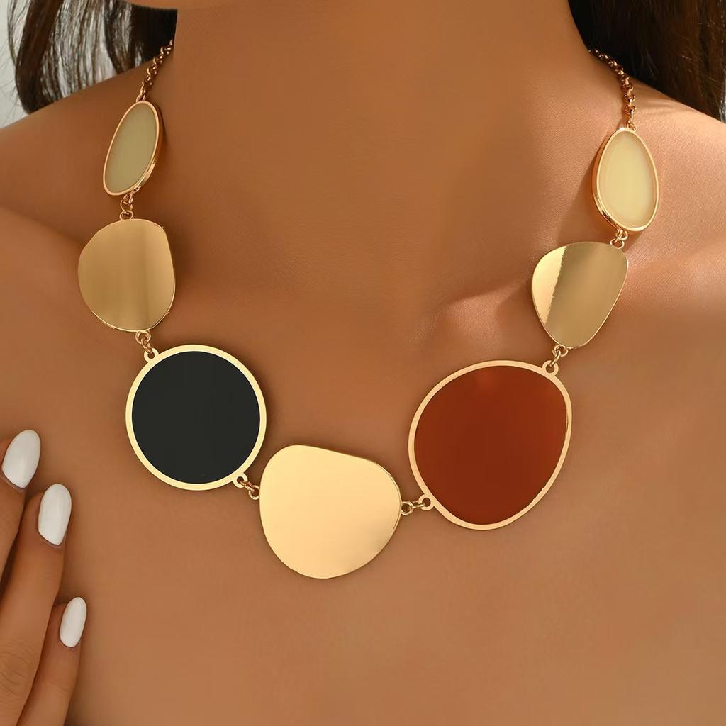 European American Fashion Irregular Geometric Link Necklace Niche Design Christmas Gift Clothing Accessories For Women