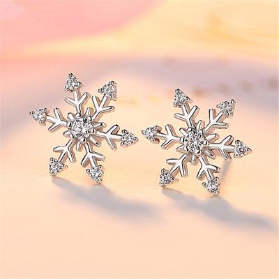 Korean Silver Snowflake Stud Earrings: Elegant, Trendy, Simple Design for Women - Perfect for Christmas or Everyday Wear