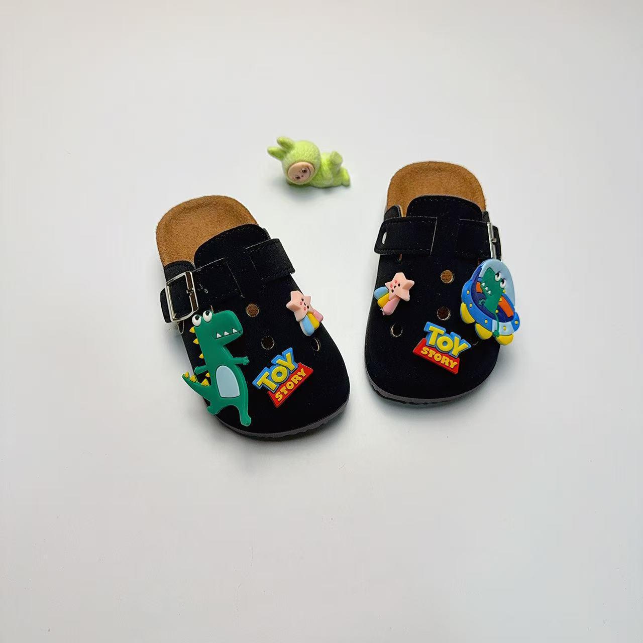 

Детские мультяшные клоги Birkenstock: Нескользящие, Прочные, Ретро, На толстой подошве, Уличные шлепанцы с отверстиями 30/31 (Inner length 17.5 cm)