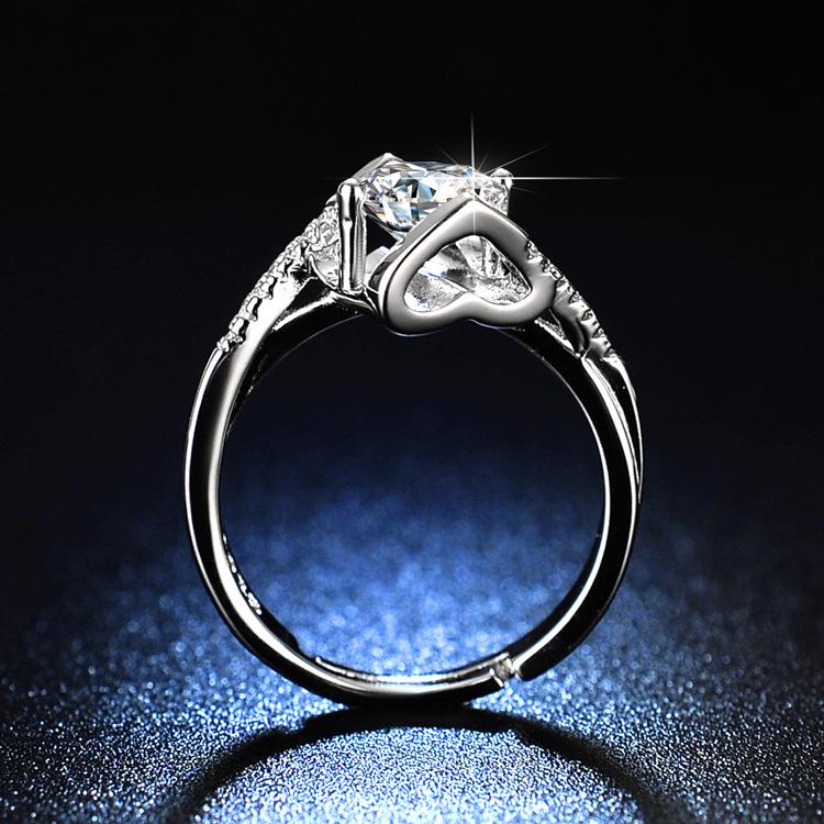 Fashion Angel Kiss Women's Ring Simulation Mozambican Diamonds