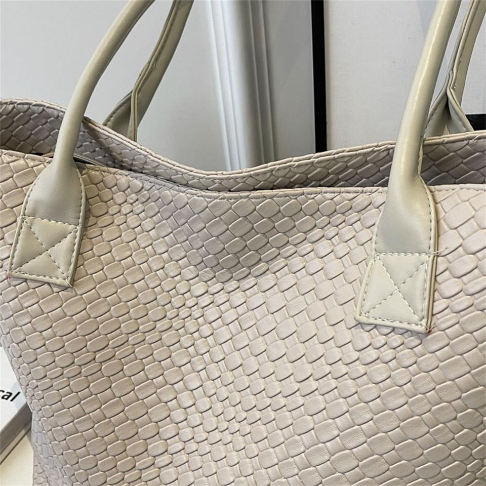 Women's Woven Pattern Tote Bag Elegant PU Leather Handbag Vintage Large Capacity Fashion Trending Japon Style Shoulder Bags