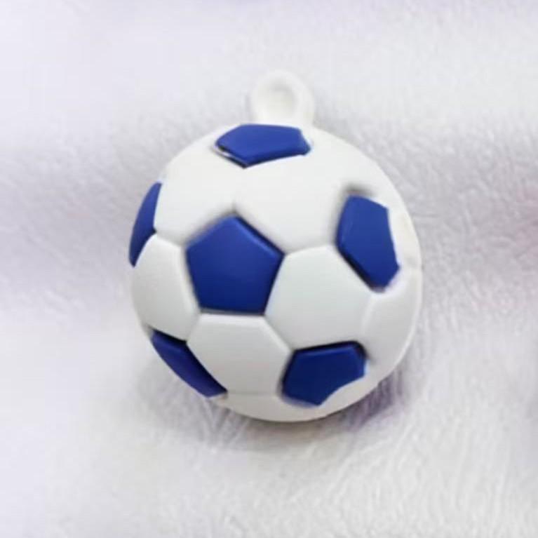 3D Football Keychain: World Cup League Commemorative Pendant for Couples, Backpacks, and Gifts