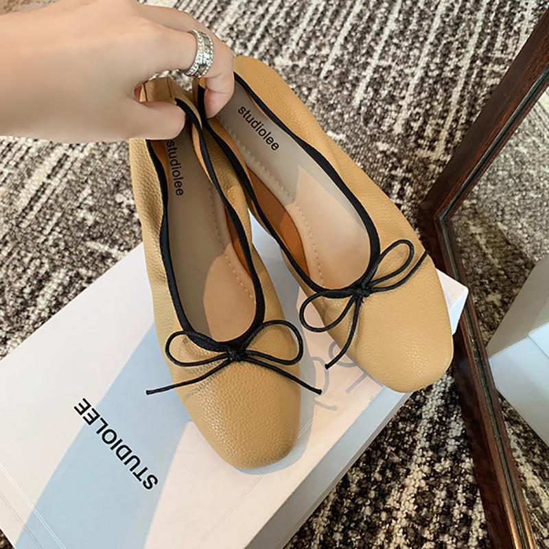 High-end cowhide version~ Xiaoxiangfeng bow light mouth flat-soled single shoes female soft-soled fairy wind round head ballet shoes
