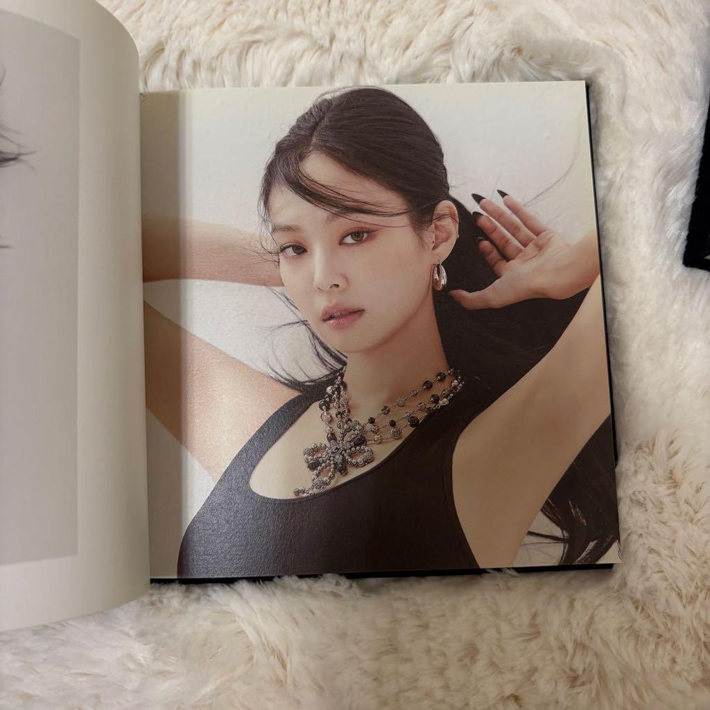 [USED] blackpink photo book 4th form “THE ALBUM”