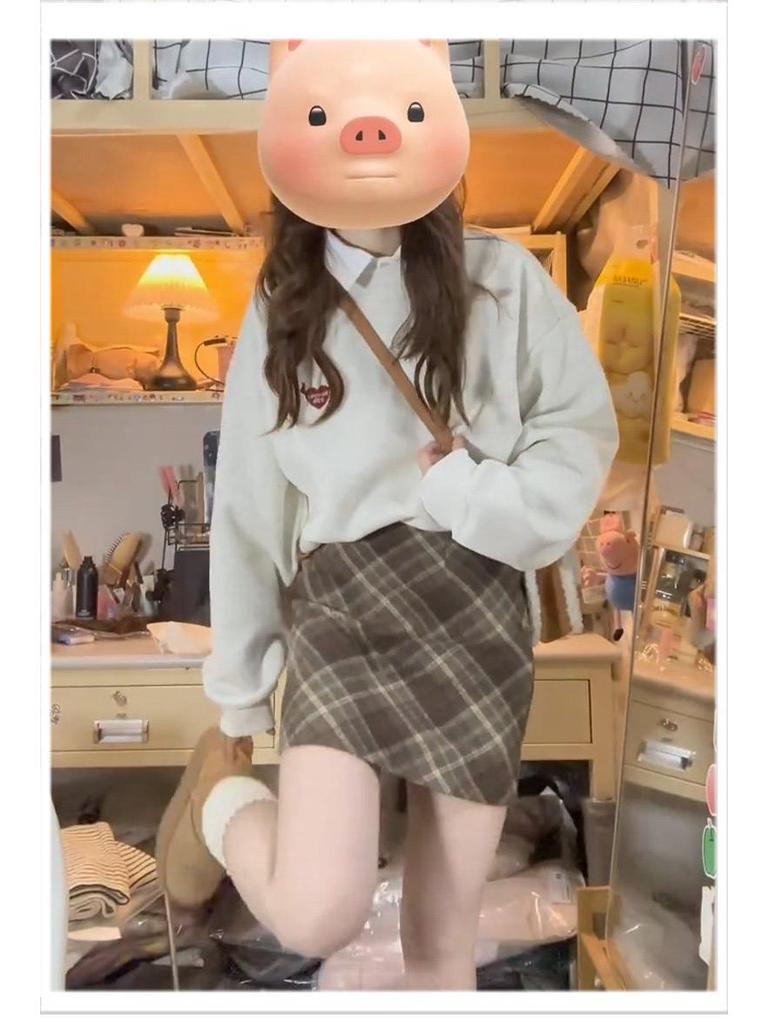 Women's Retro Wool Plaid A-line Skirt - High Waist, Slimming, Anti-exposure, Hip-hugging, Short Korean Style for Autumn/Winter