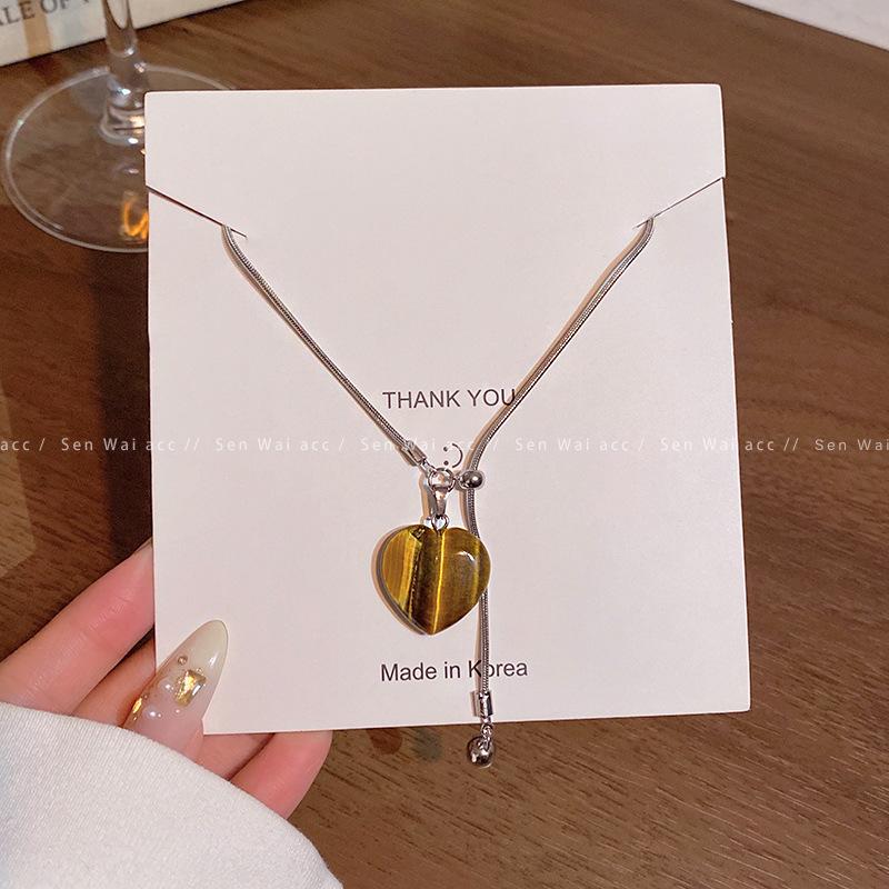 

Double-sided love tiger s eye stone pull necklace women s niche design collarbone chain fashion