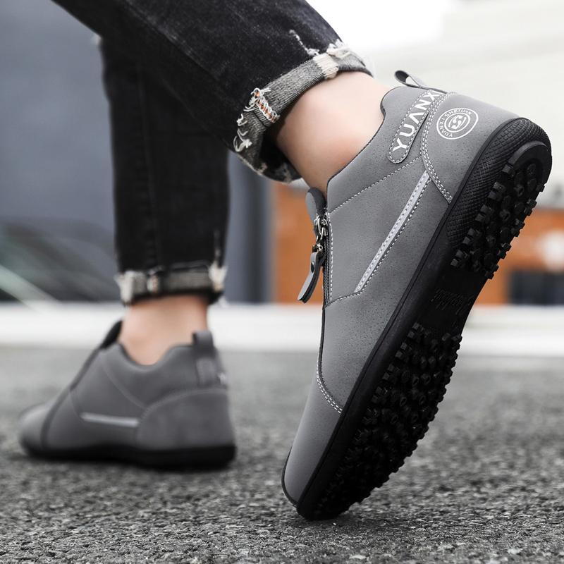 Men's new breathable comfortable soft-soled casual sports shoes four seasons running shoes soft-soled non-slip student sneakers