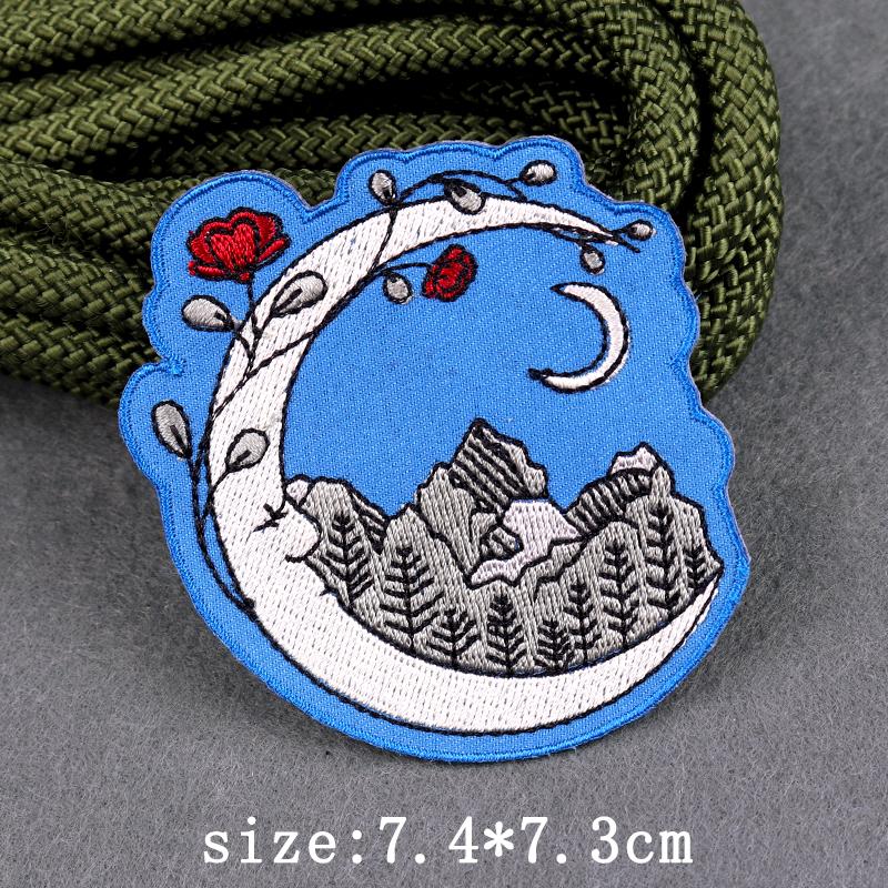 Heart Landscape Patch Iron On Patches For Clothing Wilderness Outdoor Embroidery Patches For Clothes Adventure Patch Stickers