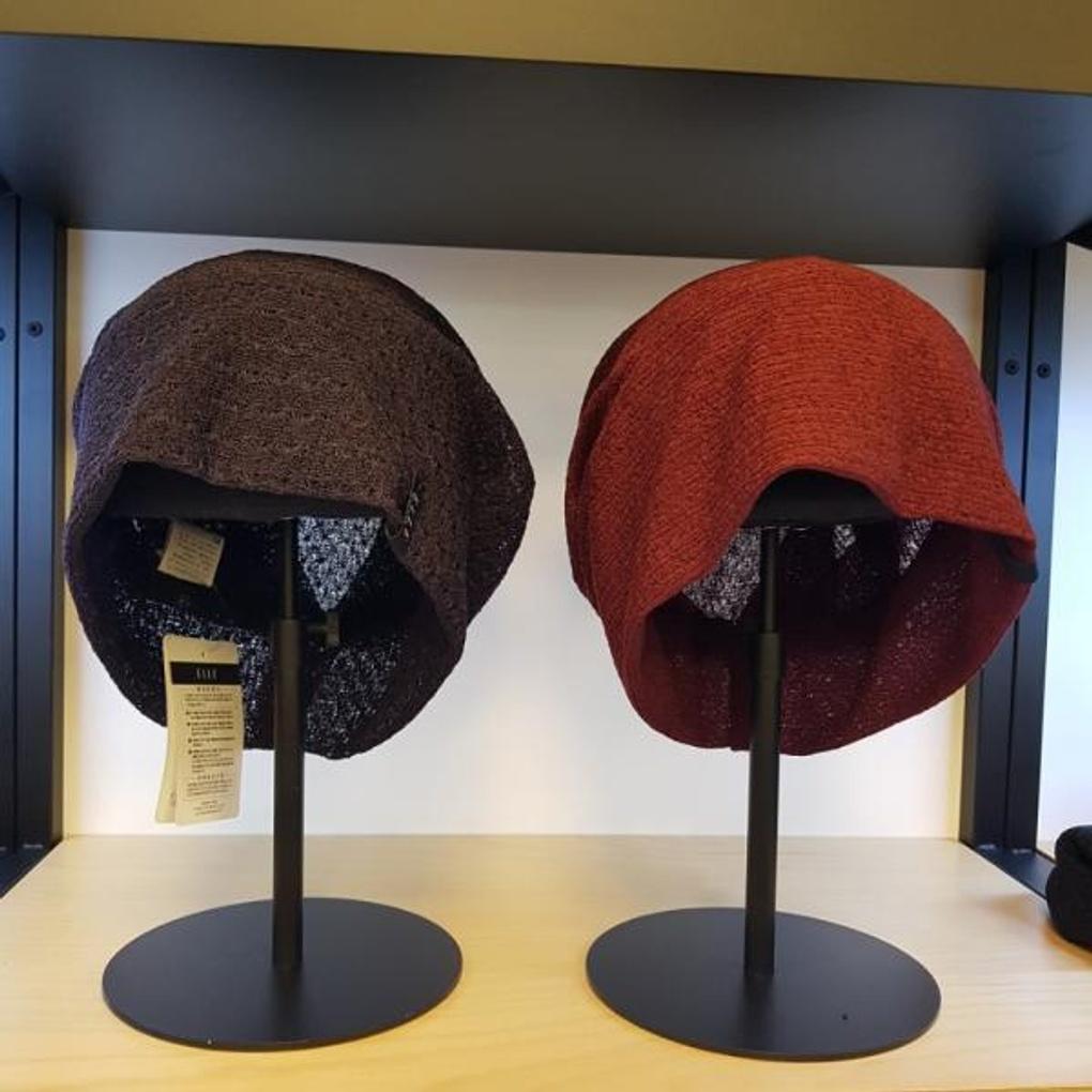 

Шапка-бини с капюшоном EL03UKB006