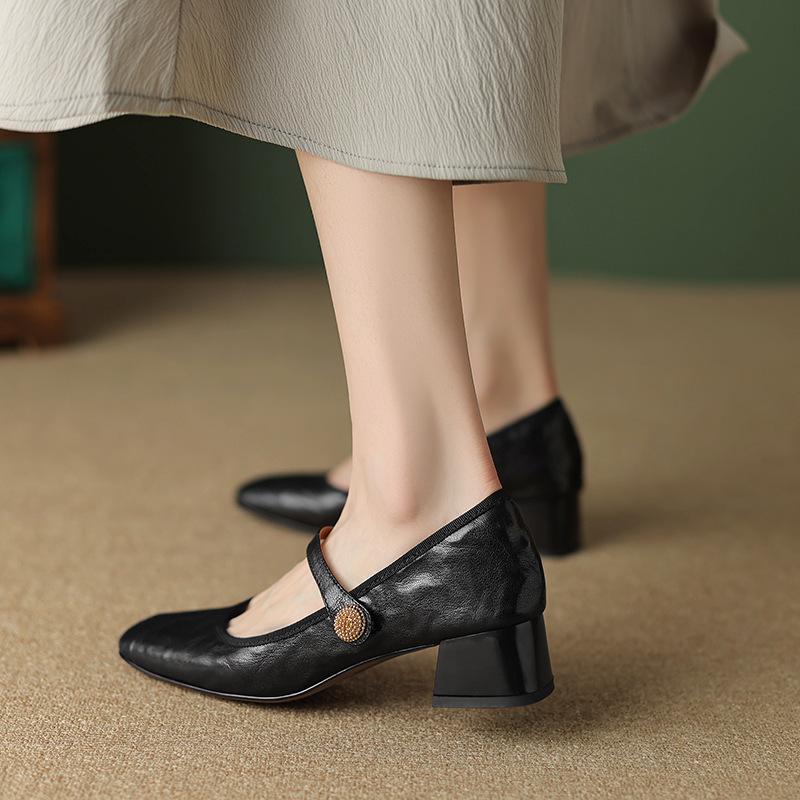 Retro French Single Shoes 2025 Autumn Square Head Thick Heel Small Leather Shoes One-word Buckle Belt Low Heel Mary Jane Shoes