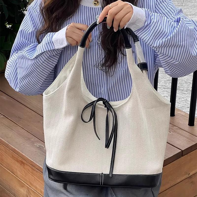 Retro Commuter Niche Design Bow Shoulder Underarm Bag New Fashion Simple Contrasting Color Tote Bag