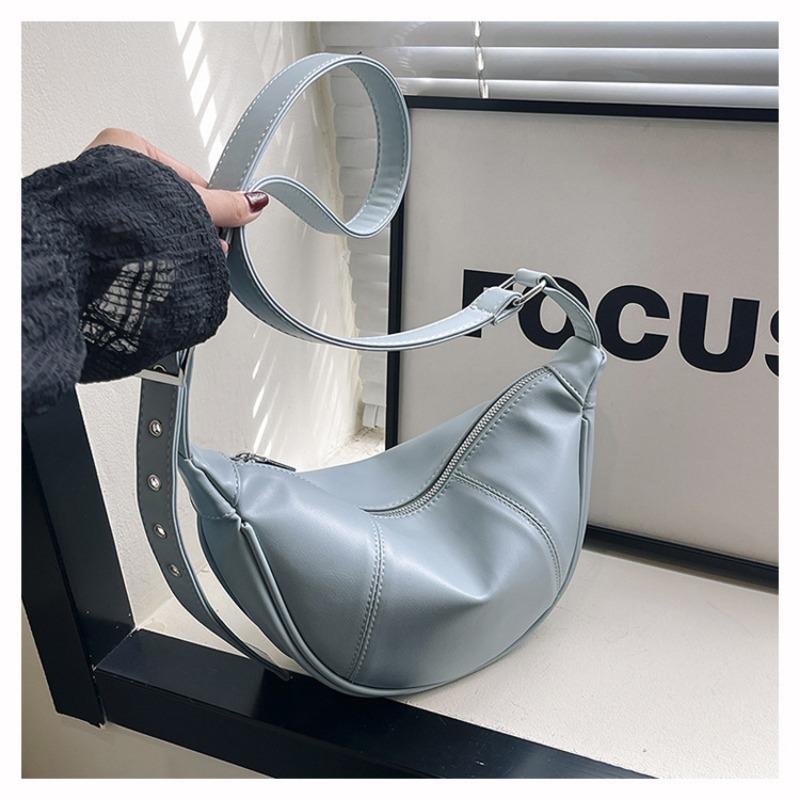 Premium texture bag women's large-capacity new casual shoulder messenger bag niche design commuter dumpling bag