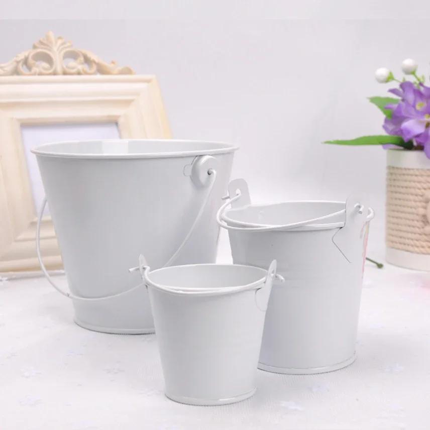 1pc Mini Metal Iron Flower Pot with Handle Hanging Balcony Garden Office Planter Mini Bucket Candy Basket Home Decor