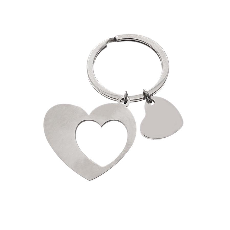Heart-Shaped Titanium Steel Couple Keychain – Engravable Gift