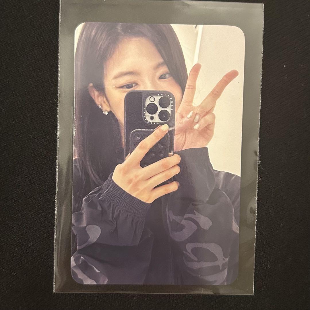 

[USED] ITZY GWBG Pop-Up Windbreaker Korean Bonus Trading Card Rear