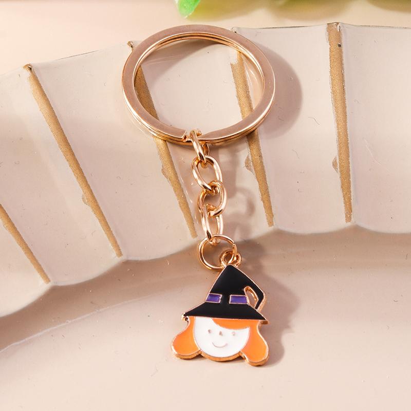 Cute Enamel Pumpkin Keychain Halloween Ghost Bat Key Ring Pendants for Handbag Decor DIY Halloween Jewelry Accessories