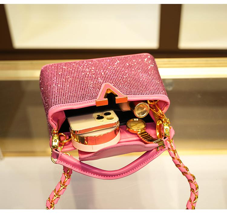 Guifei 2024 Retro Diamond-Inlaid Women's Shoulder & Crossbody Bag