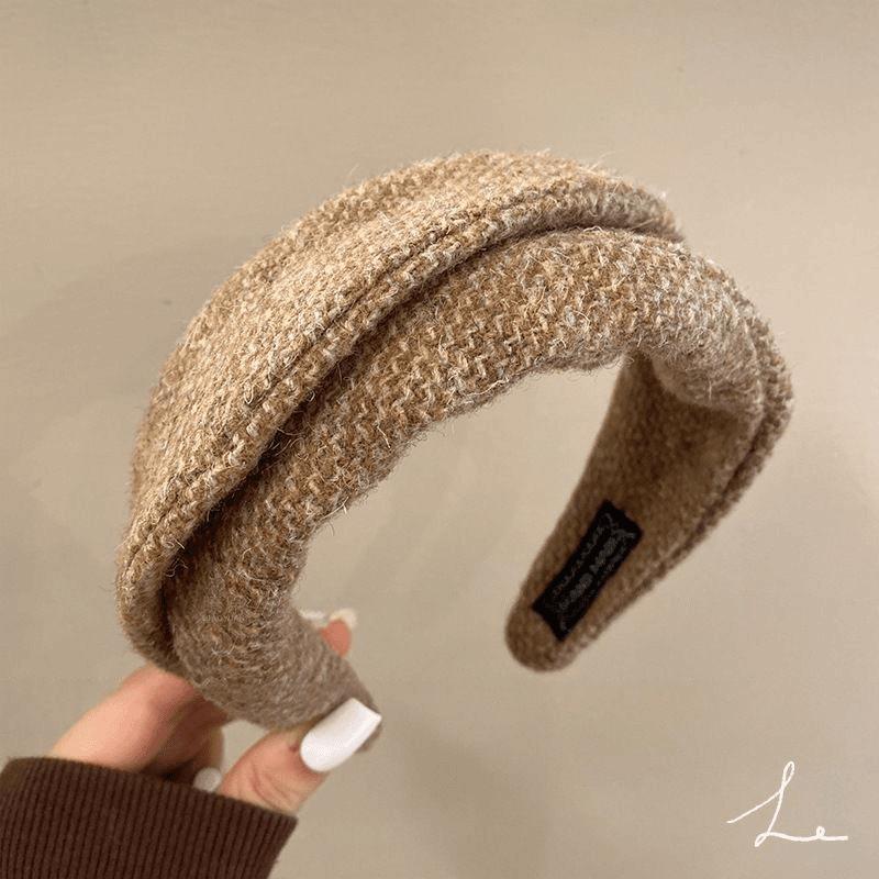 

New Trendy Wide Hairband Elegant Women Hair Band Woolen Headband Versatile Retro Hair Hoop for Shopping Sports Makeup one size коричневий
