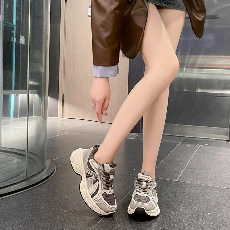 Internet celebrities with super fire platform dad shoes explosion increased 2025 new spring versatile niche casual sports shoes