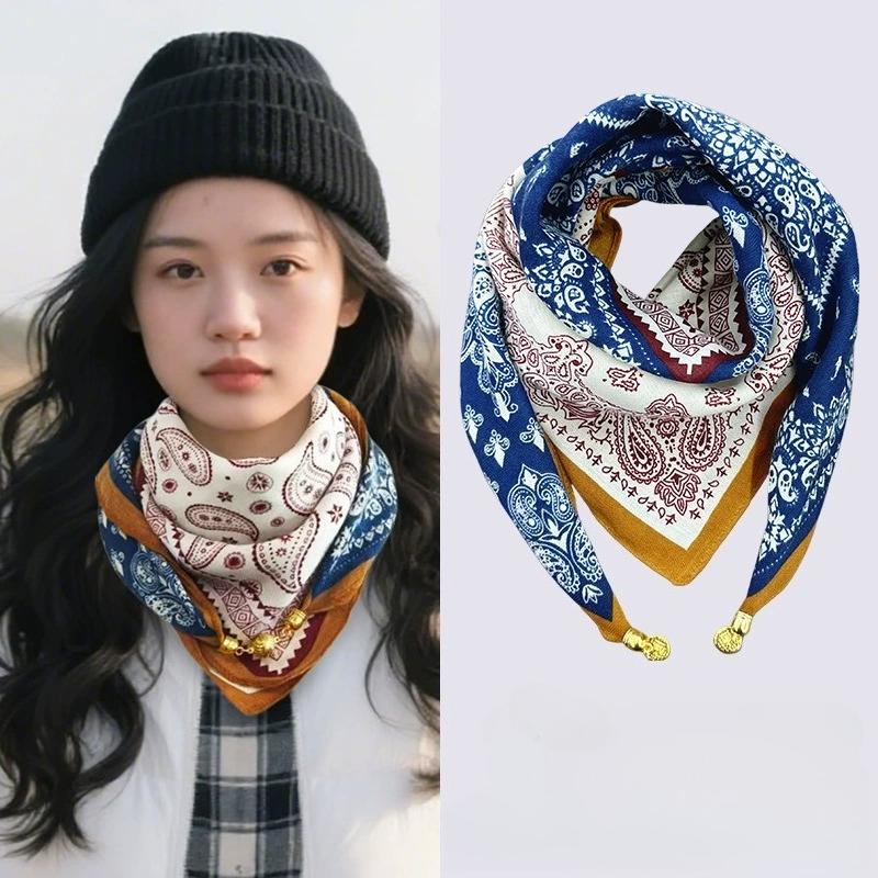 Retro Bohemian Style Warm Square Scarf with Magnetic Buckle Triangular Scarf Scarf for Women's Spring, Autumn, and Winter Necklaces
