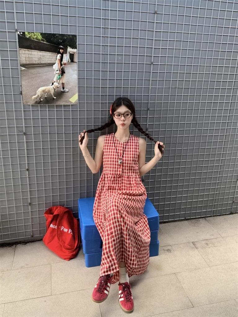 Women's Sweet & Spicy Red Plaid Sleeveless Tank Dress - Spring 2025 Collection, Loose Fit, Single-Breasted, Long Lazy Style