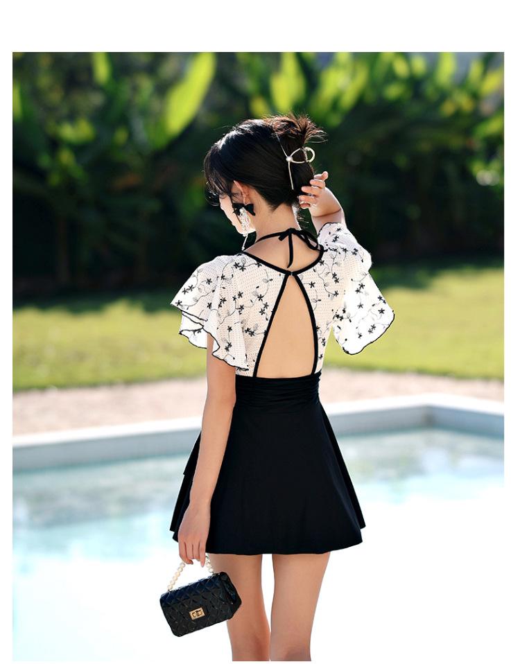 Women's High-Waisted Skirted One-Piece Swimsuit: Tummy Slimming Korean Fashion 2025 for Hot Springs and Swimming