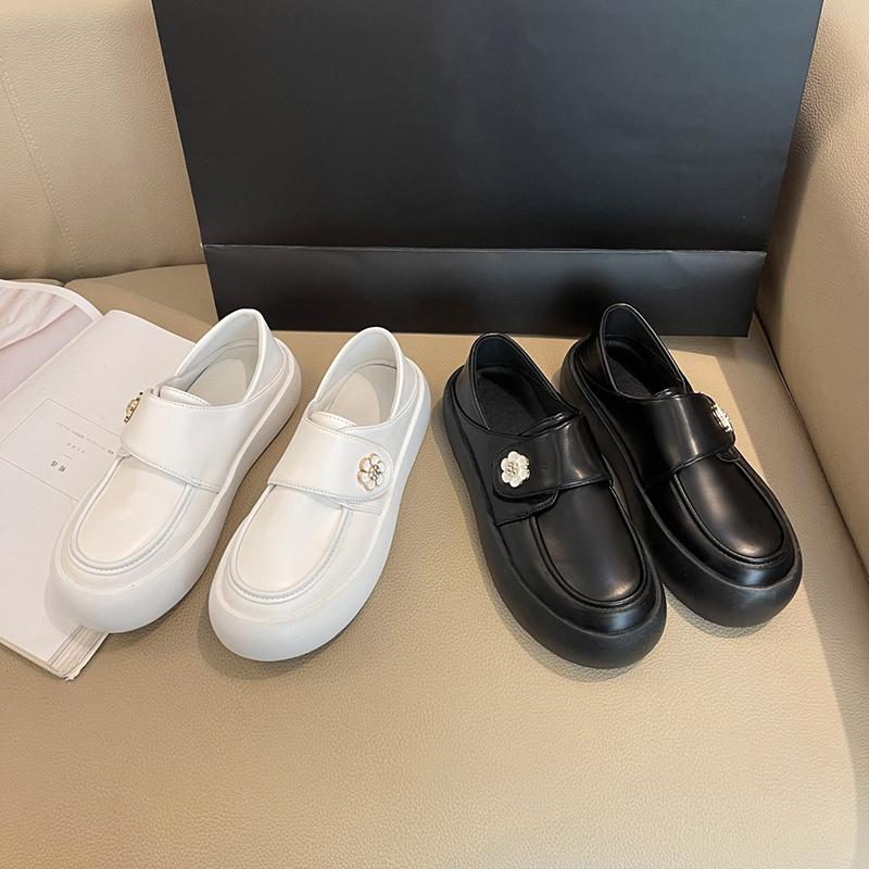 Spring and Autumn Non-slip Comfortable Round-toe Flats Nurse Shoes
