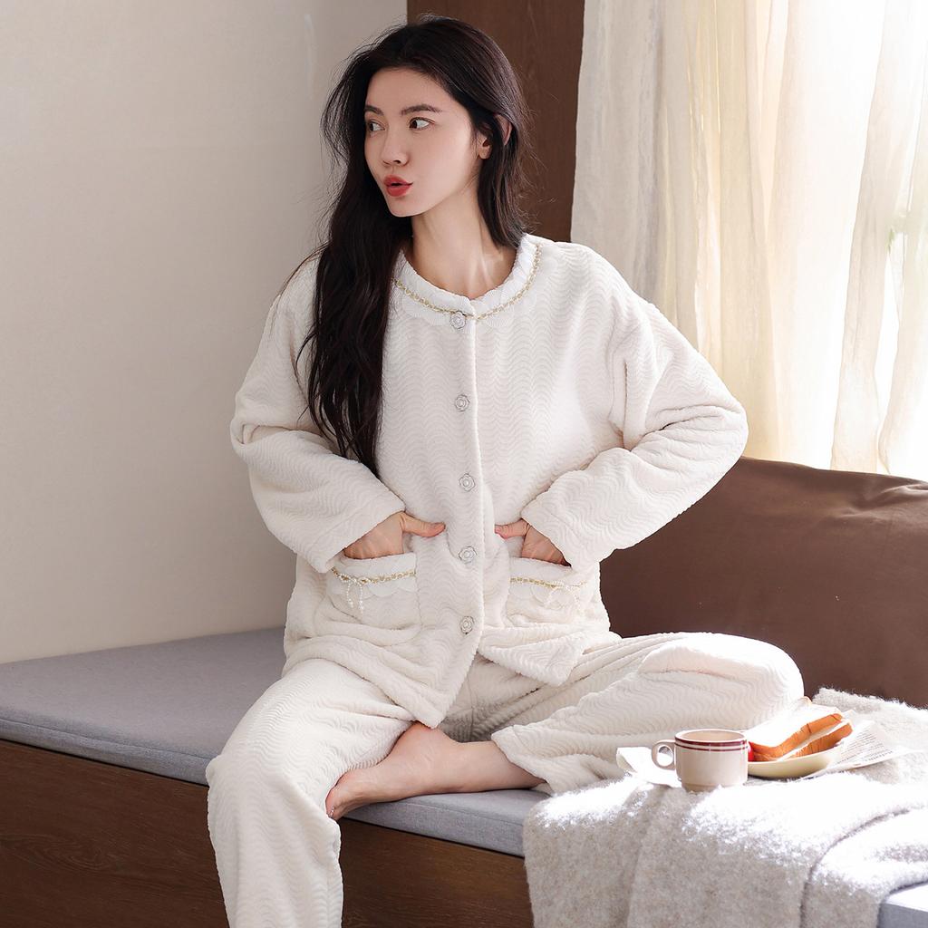 1011 winter women's pajamas thickened flannel loungewear foreign gas cardigan doll collar winter warm loungewear set