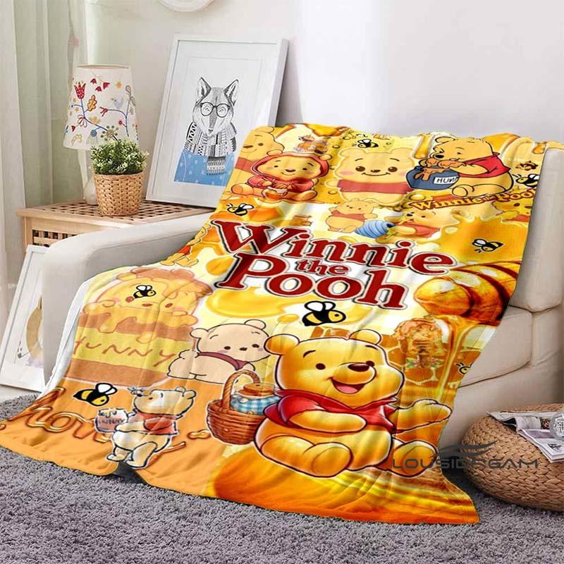 DIY Personalized Name Blanket, Pooh Bear Theme, Soft and Comfortable, Suitable for All Seasons, A Special Gift.