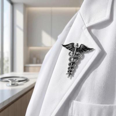 Vintage Angel Wings Snake Brooch Luxury Angel Wings Badge Collar Clothing Metal Brooch Corsage Accessories Jewelry Gifts