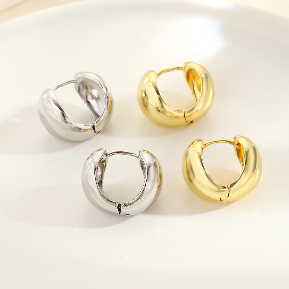 

Minimalist Smooth Hollow Round Semi-Circular Earrings for Women золотой