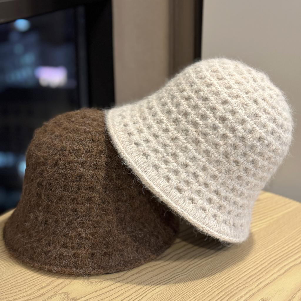 New Autumn and Winter Warm Knitted Fisherman Hat for Women Japanese Style Simple and Fashionable Face Showing Small Travel Casual Bucket Hat