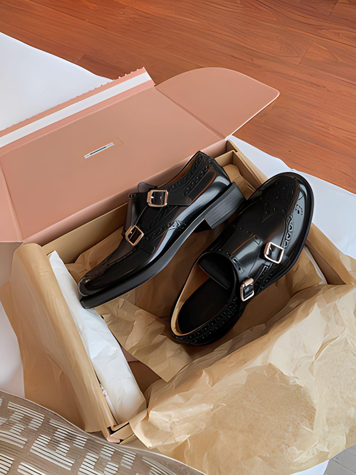 

Cowhide version~ Grape mother has the same British style exquisite carved Brock leather loafers for women s Monk small leather shoes 34