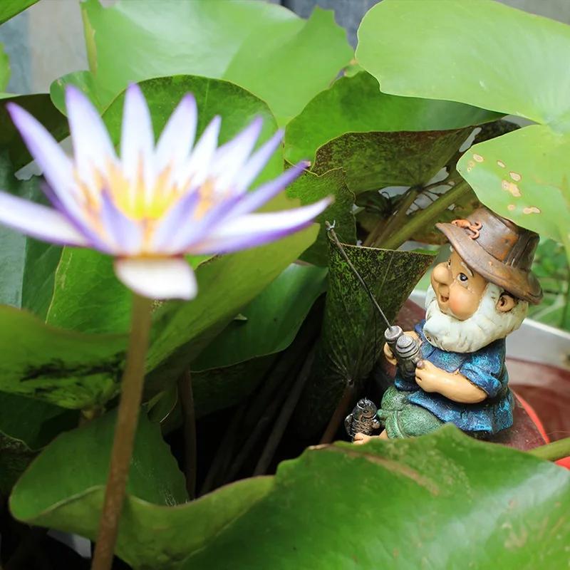 Garden Creative Fashion Decoration Mini Gnome Garden Resin Statue Outdoor Gnome Ornament Funny Lawn Gnome Fisherman Statue