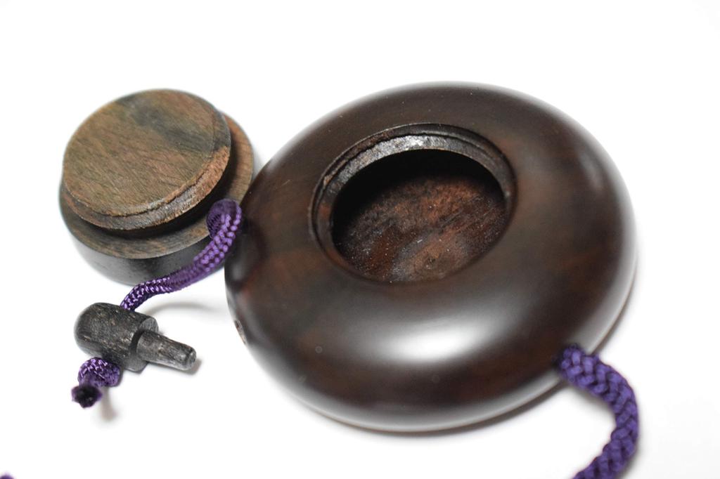 Awaji Baikundou Lacquered Incense Holder (Zuko) Ebony Portable #659010