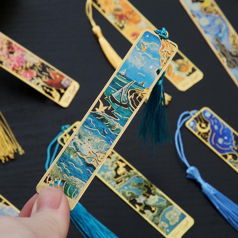 1 Pc Retro Floral Painting Metal Bookmark Hollow Bronzing Bookmark With Tassel Stationery Gifts For Book Club Reader