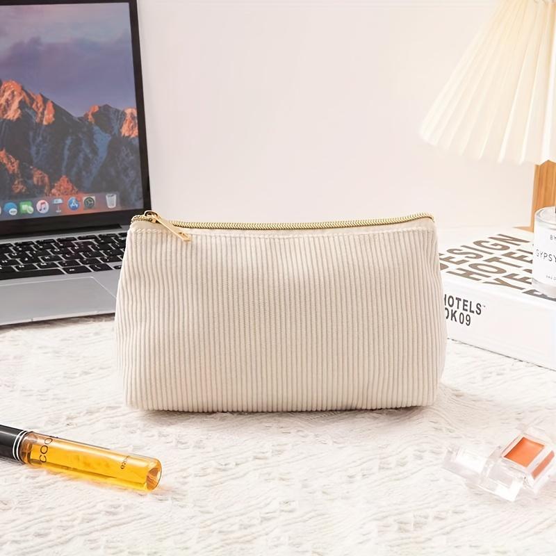 

New Corduroy Makeup Bag with Large Capacity for Cosmetics, Makeup Brushes, And Stationery Storage білий