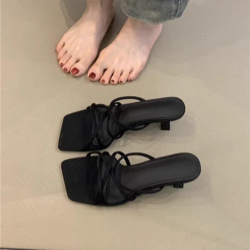 Niche High-heeled Sandals 2025 Summer Retro Red Thin Strap Fashion Open-toed Thin-heeled Cool Slippers