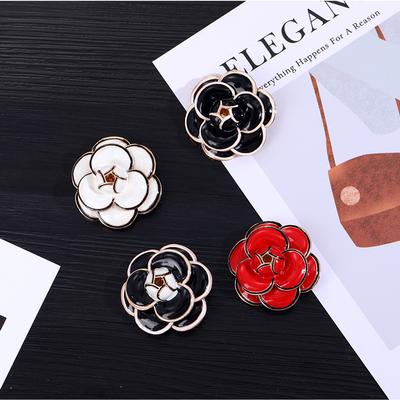 Spring And Summer Versatile Small Fragrant Wind Camellia Brooch Temperament Female Simple Cute Rose Clothing Accessories