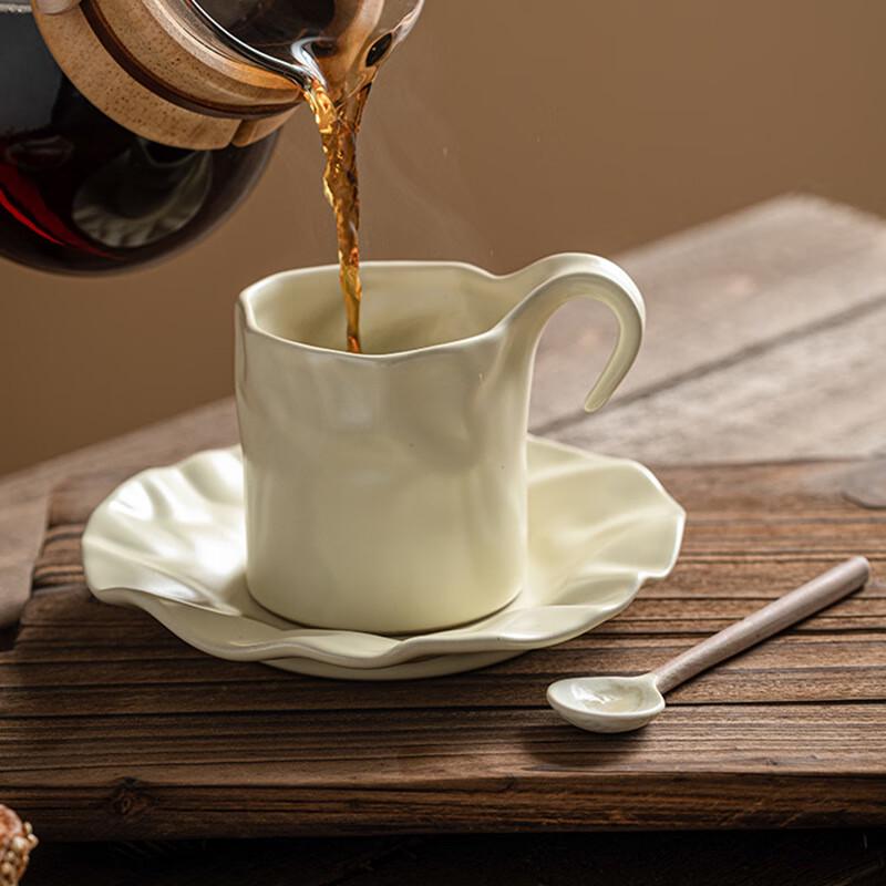 Fuxing Ceramic Coffee Mug with Saucer and Spoon Set