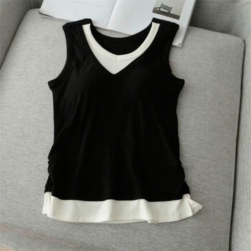 

Women s Slim Fit Sleeveless V-Neck Camisole with Built-in Bra XL (115-125 lbs)