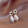 Elegant French Retro Floral Pearl Earrings - Geometric, Versatile, High-End Design for Women