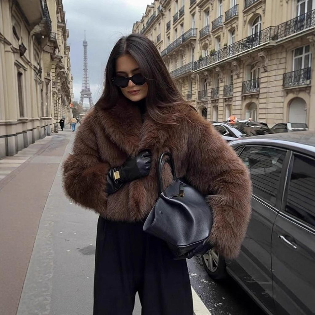 Europe, America, autumn and winter imitation fox hair short fur coat women's jacket coat environmentally friendly artificial fur collar