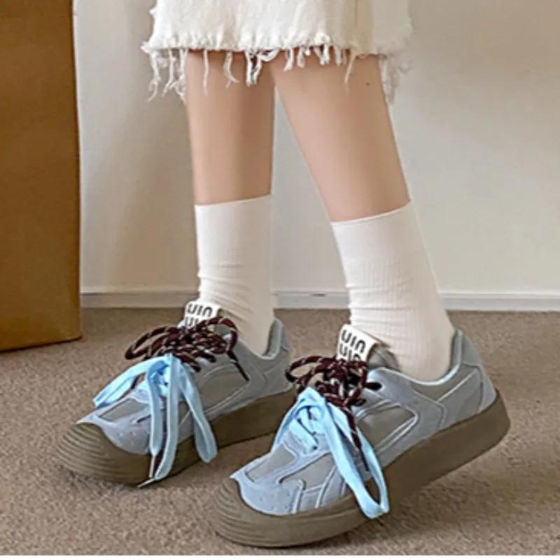 2024 Ladies Hot Sale Retro Thick Sole Vulcanized Shoes Low Top Suede Casual Sneakers Fashion Lace Up Designer Women Sports Shoes
