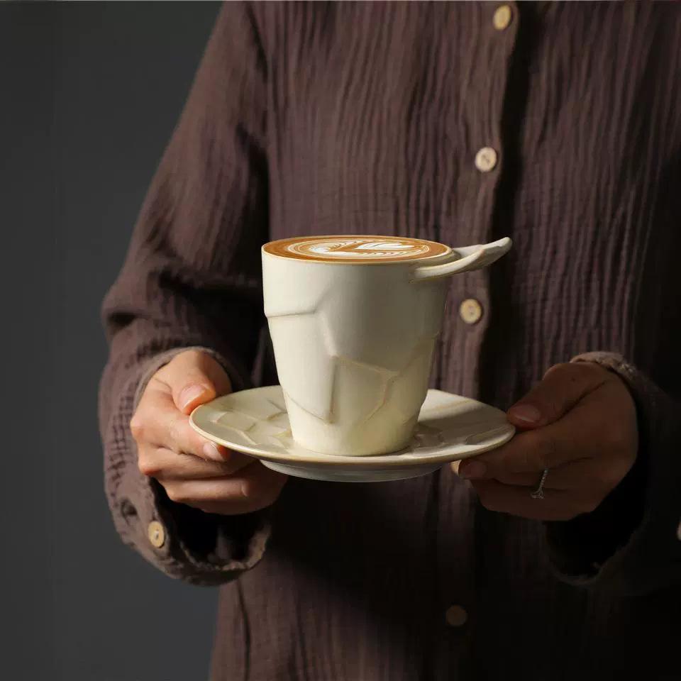 Hochwertiges Kaffeetassen- und Untertassenset, Retro-Keramiktasse, Kreativer Nachmittagstee, Kaffeetasse Grobkeramik
